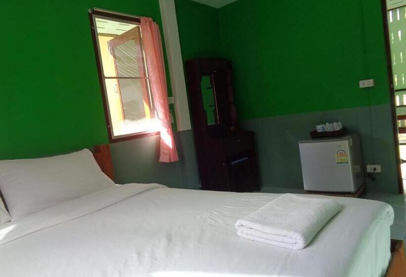 Номер Стандарт с Балконом, Sarm Mork Guest House