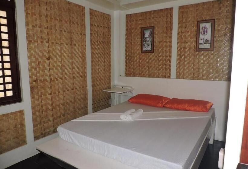 디럭스 룸, Orange Mangrove Pension House