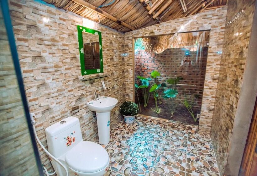 Standard bungalow mountain view, Tam Coc Rice Fields Resort