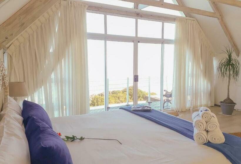 Люкс, Whales Way Ocean Retreat