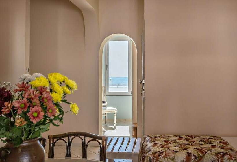 高级套房带海景, Tinos Resort