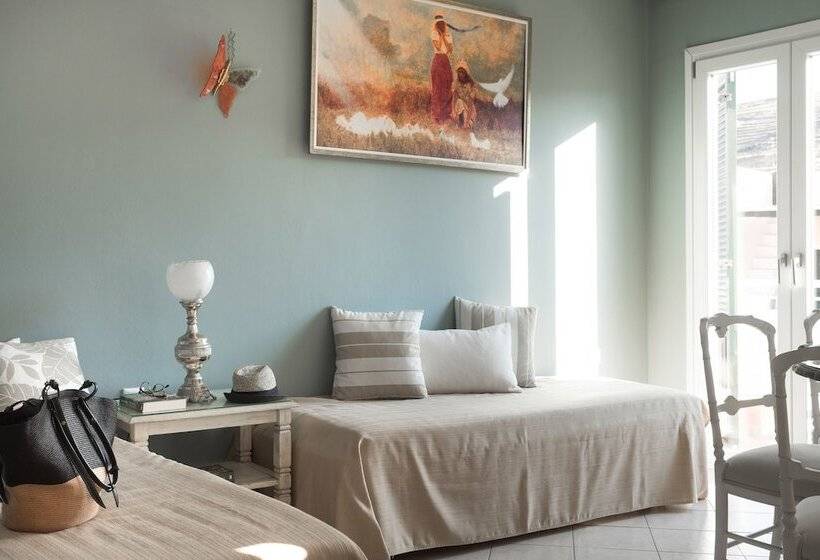 高级套房带海景, Tinos Resort