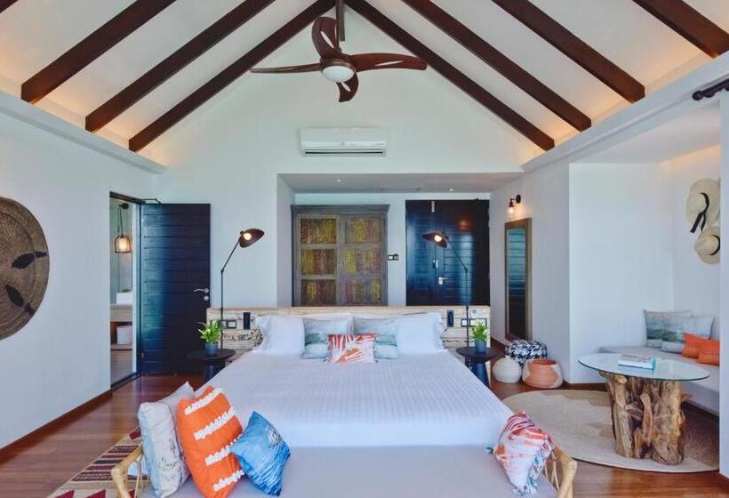 Вилла 1 Спальня, Grand Park Kodhipparu Maldives   Child Stay & Eat Free Until 30 Nov 2024