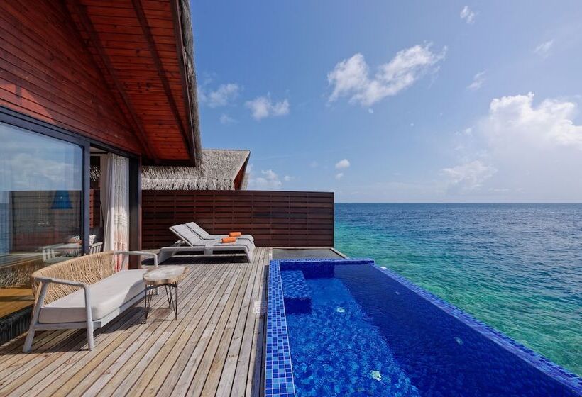 Вилла с 1 спальней и бассейном, Grand Park Kodhipparu Maldives   Child Stay & Eat Free Until 30 Nov 2024