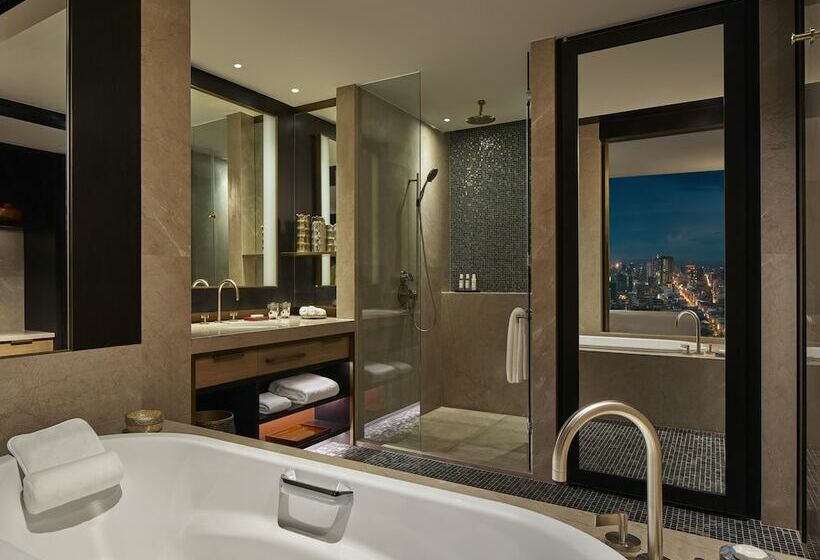 Номер Премиум, Rosewood Phnom Penh