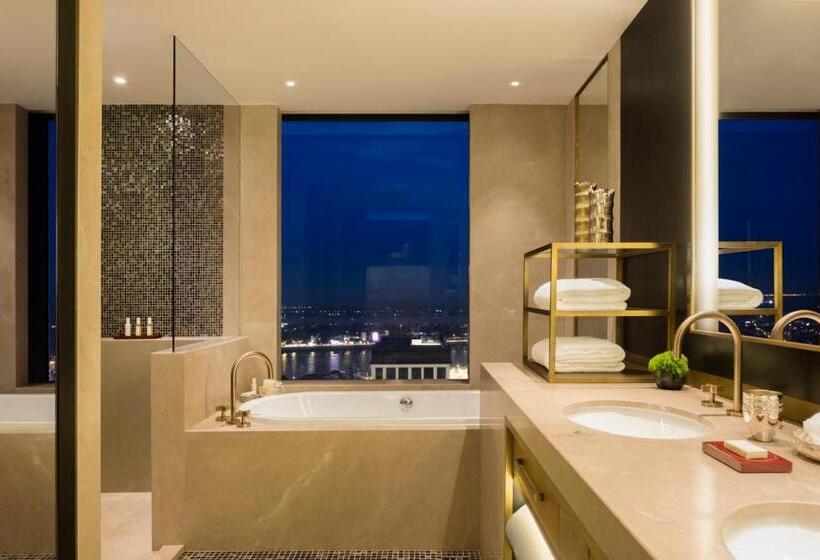 Люкс, Rosewood Phnom Penh