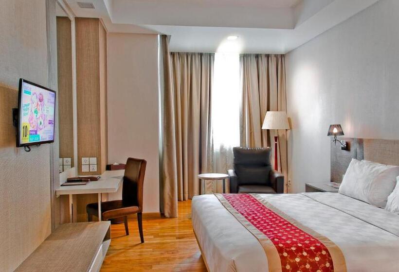 Номер Superior, Nagoya Hill Hotel Batam