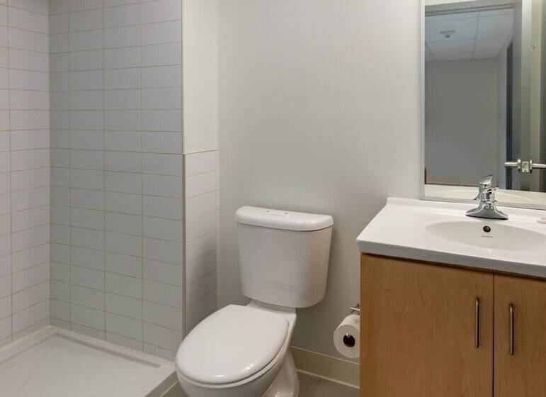 침실 2개 스위트, Dalhousie University Accommodations