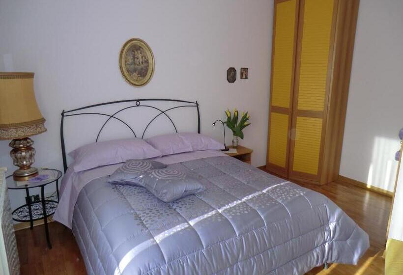 اتاق خانوادگی, B&b Isonzo