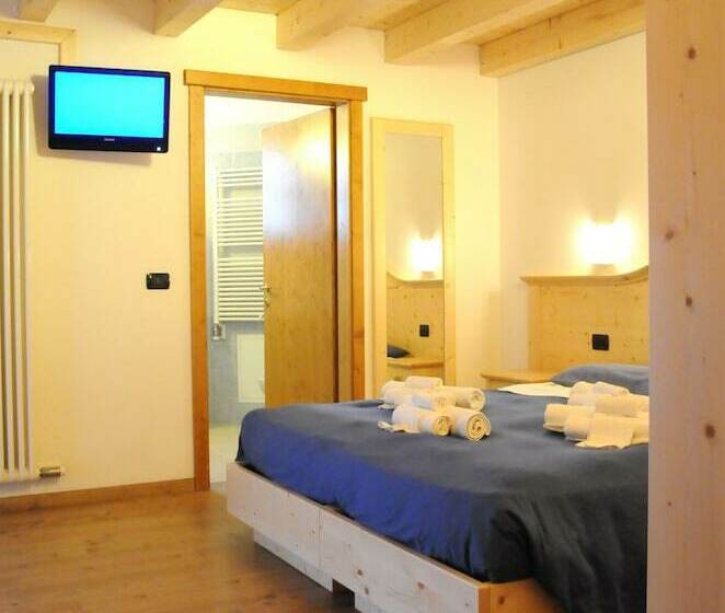 اتاق استاندارد سه نفره, Albergo Alla Posta