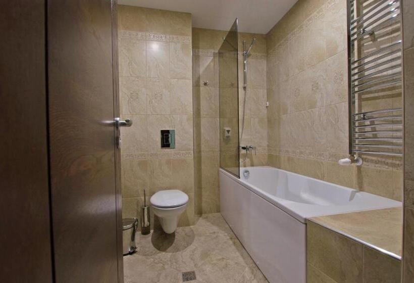 Апартаменты 2 Спальни с Балконом, Edelweiss