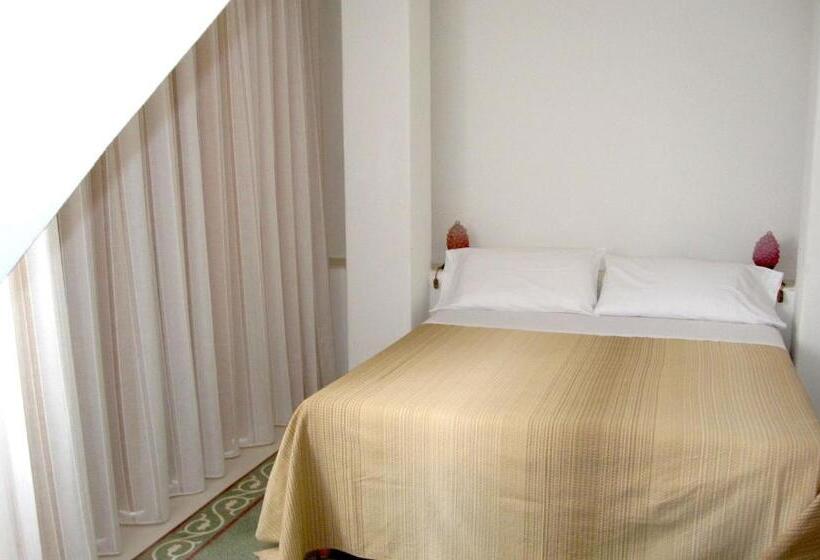 Quarto Economy, Santa Marina Antica Foresteria