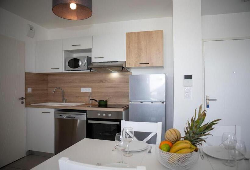 آپارتمان 2 خوابه با تراس, My Hôtel Résidences   Port Leucate