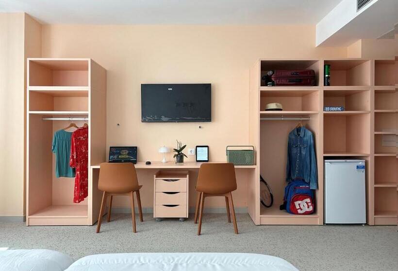 اتاق استاندارد برای معلولان, Loop Homes Tower Burjassot
