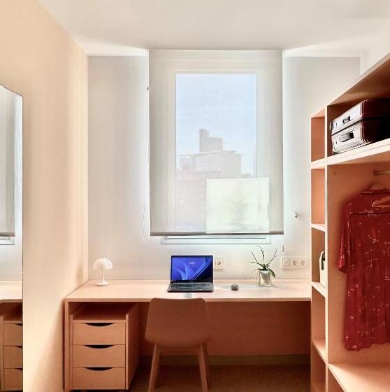 اتاق استاندارد یک نفره, Loop Homes Tower Burjassot