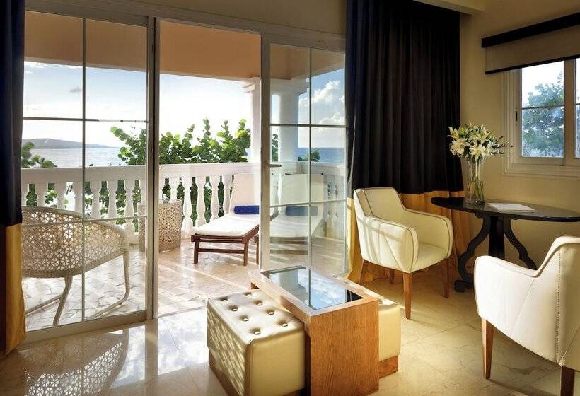 بانگلوی استاندارد, The Signature Level At Grand Palladium Lady Hamilton Resort & Spa  All Inclusive