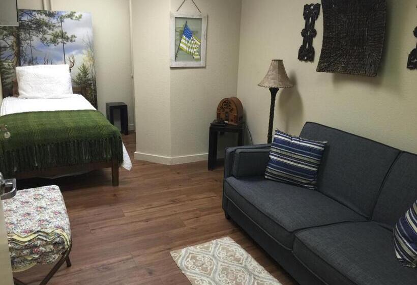 חדר סטנדרט, A Place To Stay Rooms