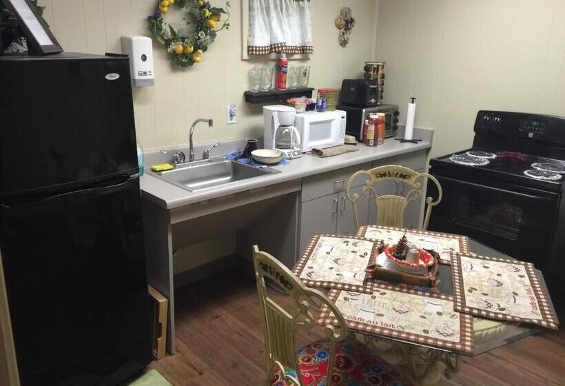 豪华套房, A Place To Stay Rooms