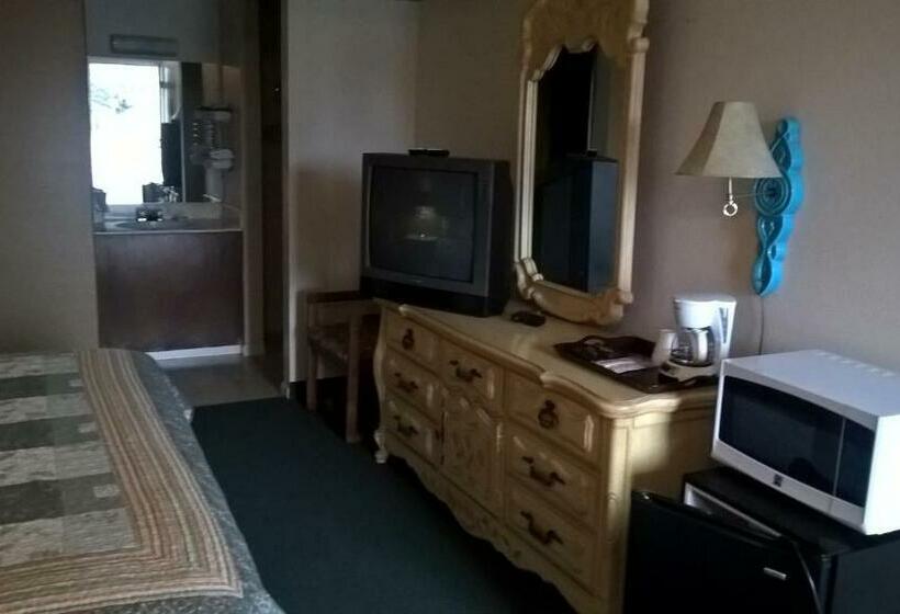 Номер Deluxe, Dogwood Motel
