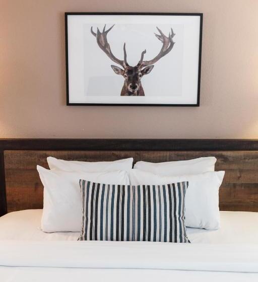 Люкс Кровать Кинг, Inn At Mount Shasta