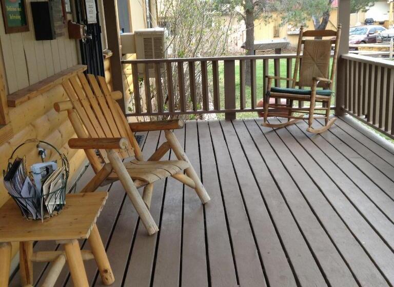 Вилла 2 Спальни, Rainbows End Fishing Resort