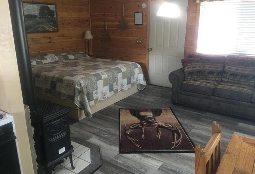 Студия Deluxe, Rainbows End Fishing Resort