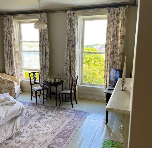 스탠다드 룸 킹사이즈 침대, Lynwood House