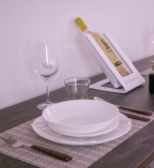 سوییت جونیور لوکس, Modern House Le Castella