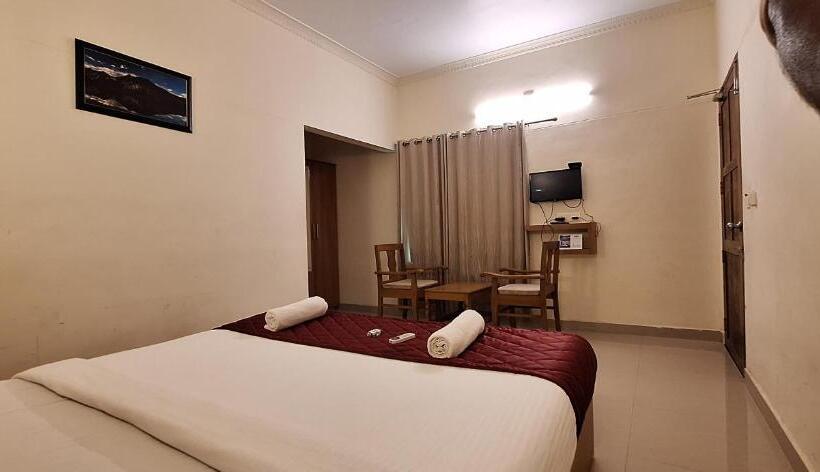 Номер Deluxe, Athirappilly Budget Villa