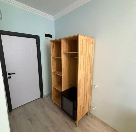 اتاق اکونومی, Helios Pansiyon