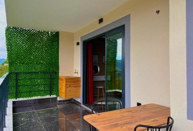 بانگلوی استاندارد, Yaylamisun Suite Otel
