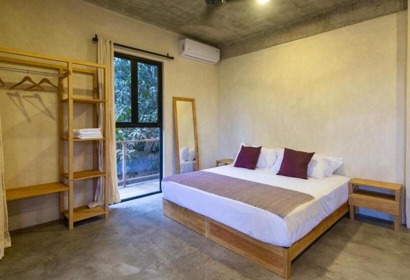 استودیو استاندارد با چشم‌انداز استخر, Casa Marisa