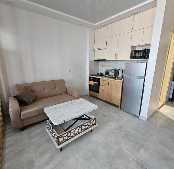 1 Bedroom Apartment City View, Iva