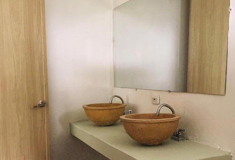 اتاق استاندارد, El Cambuche Cafetero