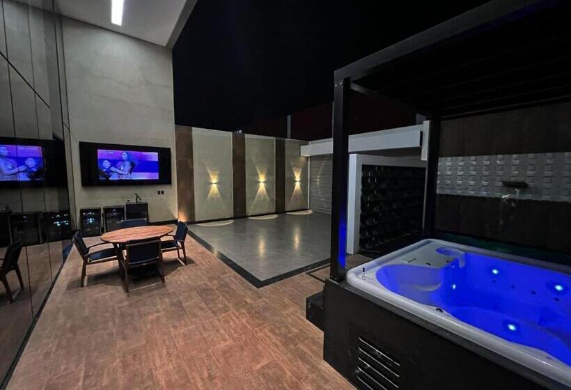 اتاق استاندارد با وان آب گرم, Dubai Motel