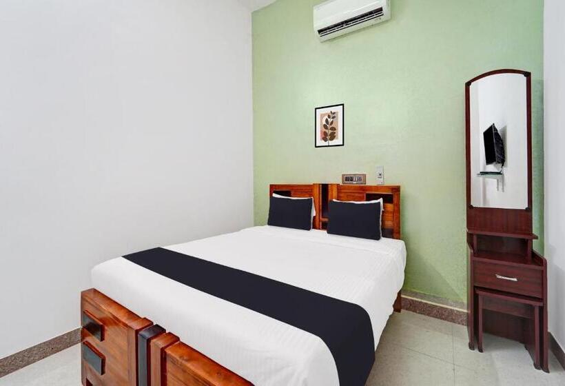 三人经典房间, Oyo Hotel Kailasa