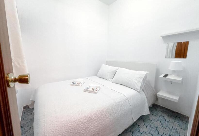 اتاق استاندارد با سرویس بهداشتی مشترک, Hostal Habitaciones & Suites Don Pepín
