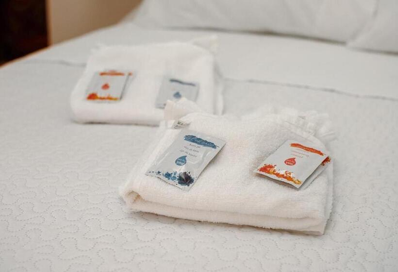 اتاق استاندارد با سرویس بهداشتی مشترک, Hostal Habitaciones & Suites Don Pepín