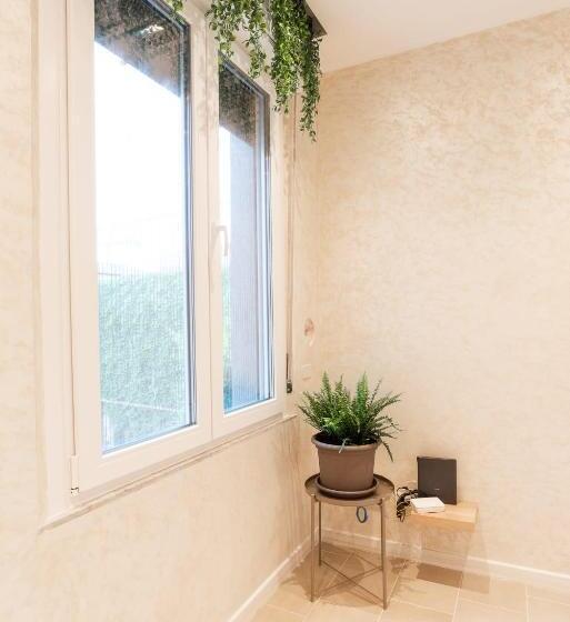 اتاق استاندارد, Mentana Guest House
