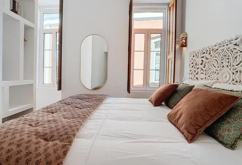 اتاق سوپریور, Casa Noava