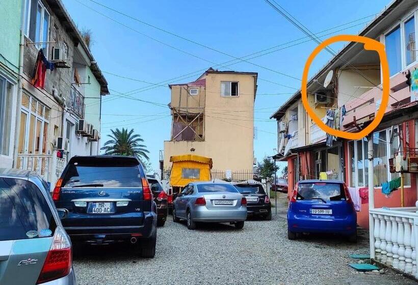 استودیوی استاندارد با چشم‌انداز دریا, Cozy Flat N2