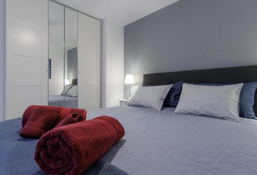 سوئیت با بالکن, Dimore Italiane   Private Suites