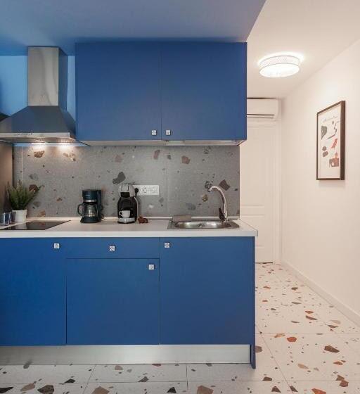 سوئیت با بالکن, Dimore Italiane   Private Suites