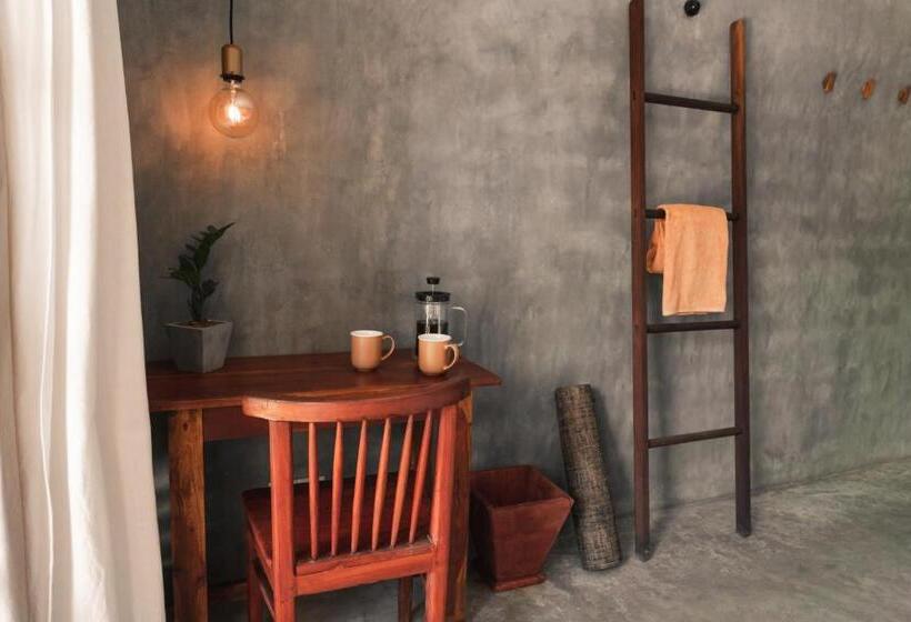 스탠다드 룸, Jamu Surf Lodge