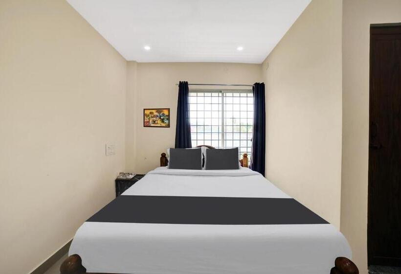 Трехместный Номер Классика, Oyo M M Residency
