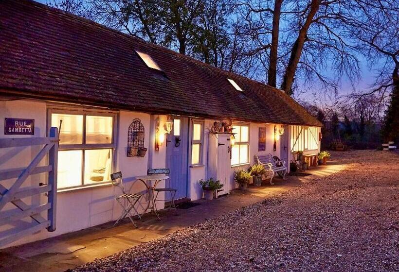 Семейный Номер, Little Lodge At Blue Door Barns
