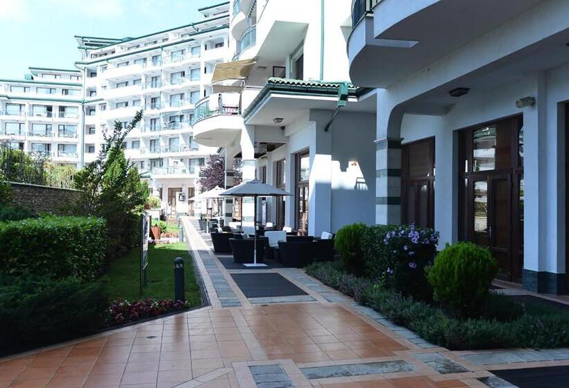 Студия Стандарт, Private Studio In Emerald Beach Resort