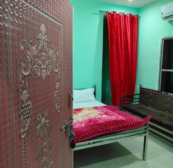 Трехместный Номер Deluxe, Goroomgo Parvati Residency Madhya Pradesh