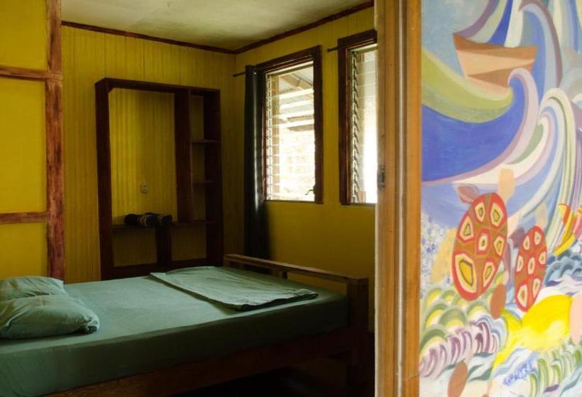 غرفة قياسية, Spanish By The Sea   Bocas