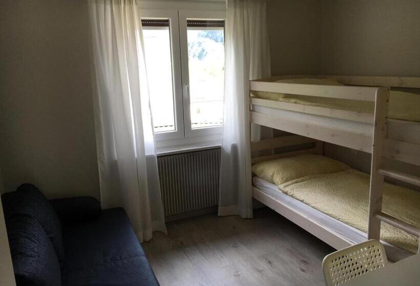 Полулюкс, B&b Tencia